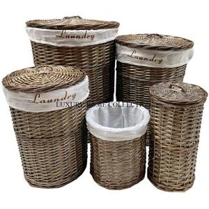 Poubelle en rotin légère et portable avec une taille compacte pour une utilisation pratique dans les petits espaces ou sous les bureaux - Product Image 5