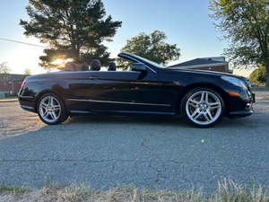 Usado 2013 M. E. R. C. E. D .. E. Clase E E550 Cabriolet Lujo Convertible V8, Automático, Interior de Cuero, AMG Styling - Product Image 3