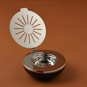 Soporte de incienso con base de madera y cubierta de metal Quemador de aromaterapia decorativo - Product Image 2