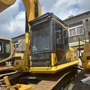 Gran oferta de excavadoras de orugas Komatsu PC200 de segunda mano en Japón, con piezas de motor central - Product Image 1