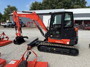 Mini Cargadora Kubota KX057-5 2024, Mini Cargadora Frontal con Bomba Hidráulica KYB de 60KW - Product Image 4