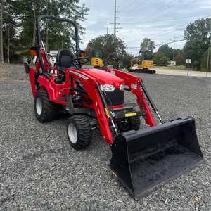 TRACTOR MASSEY FERGUSON GC1723E 2021 - Product Image 1