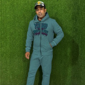 Conjunto Deportivo de Chándal con Capucha para Hombre, al por Mayor, Diseño Simple, Elástico, para Invierno, 100% Algodón - Product Image 1