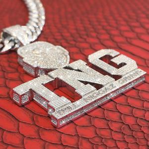 Pendentif crâne de luxe en argent sterling plaqué or 14K coupe princesse Moissanite breloques lettre personnalisées pour les mariages de style hip-hop - Product Image 2