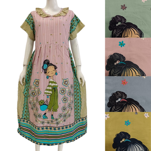 ชุดเดรสมิดิลำลองแขนสั้นคอแต่งระบายเอวยางยืดโดยคริสซานต้า - Product Image 1