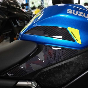 Kit Adesivi 3D Personalizzati per Protezione Serbatoio con Logo per Suzuki GSX-S 1000 2021-2023 per Decorazione - Product Image 1