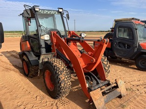 2020 Kubota R630 Cargadora de ruedas-64 HP Diesel-Cargadora compacta de 5,2 toneladas para construcción, agricultura y paisajismo - Product Image 3