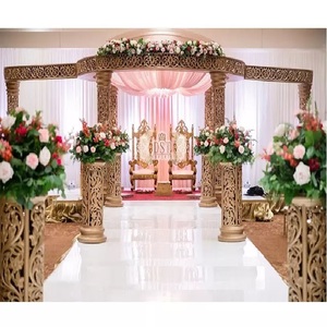 Mandap de mariage Maharani Golden Jali Pillars USA, décoration de mandap sculpté en or pour mariage traditionnel indien USA - Product Image 1
