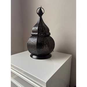 Las faroles de hierro más vendidas complementan una amplia gama de estilos de decoración, desde industrial hasta vintage hasta moderno. - Product Image 4