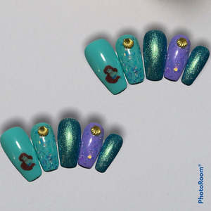 Nail Art Ispirata al Sottosalto Marino - Product Image 1