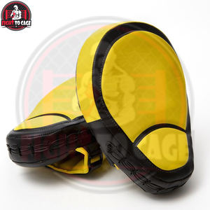 Coussinets de frappe de boxe légers et durables en cuir PU rouge et noir avec couleurs personnalisées pour l'entraînement de boxe - Product Image 2