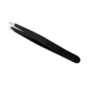 Pinzas para cejas de acero inoxidable inclinadas y puntiagudas para uso personal y de salón - Product Image 3