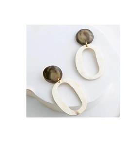 Pendientes naturales hechos con cuerno de buey, tamaño personalizado con pendientes de joyería de cuerno de búfalo pulidos brillantes de la mejor calidad - Product Image 1