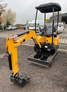 Miniexcavadora de cadenas JPC PC10 con motor FPT a gasolina, rentable, con 4 años de garantía, alto momento de carga, origen BE - Product Image 3