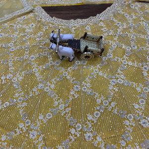 Fancy Ladies' Yellow Traditional Lehenga Choli Set con Dupatta Soft Net Thread Sequence Work Vestido largo y pesado y Anarkali - Product Image 3