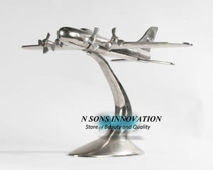 โมเดล B17สำหรับตกแต่งบ้านทำจากอลูมิเนียมสีเงินพร้อมขาตั้งที่เข้าคู่กัน - Product Image 4