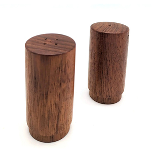 Salière et poivrière de cuisine en bois à l'aspect pointu Nouveaux modèles pour la maison et les accessoires de cuisine Ensemble de 2 fournitures d'outils d'herbes et d'épices - Product Image 5