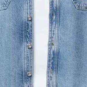 เสื้อยีนส์ผู้ชายแขนยาวลําลองขายส่ง OEM จํานวนมากเสื้อแฟชั่นส่งออกเน้นคุณภาพการออกแบบที่กําหนดเอง - Product Image 6