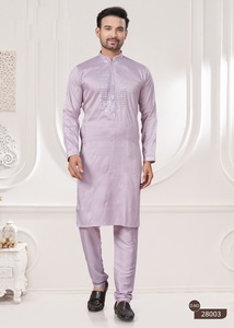 Broderie et séquence de soie pure mariage Kurta Pajama Collection - Product Image 4