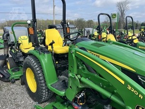 Tractor de un solo eje JJOHN DEERE 3039R 2024 de 22 HP con caja de cambios y motor - Product Image 4