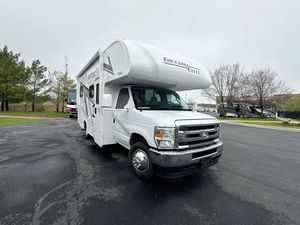 High Quality 4x4 Off-Road Motorhome Caravan Trailer for Outdoor <b>Camping</b> Trips for Family Adventures - Product Image 2