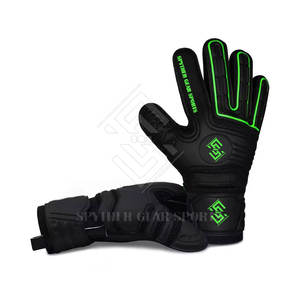Anti-Slip High Quality <b>Latex</b> Goalkeeper Football Gloves Finger Protection Hook Loop Closure Wholesale OEM Factory Price for <b>Men</b> - Product Image 2