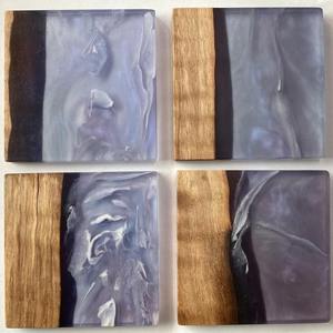 Eternal Glow Ensemble d'assiettes à thé et de sous-verres en résine de bois fabriqués à la main Conception d'incrustation époxy classique pour les repas de luxe et les cadeaux élégants - Product Image 5