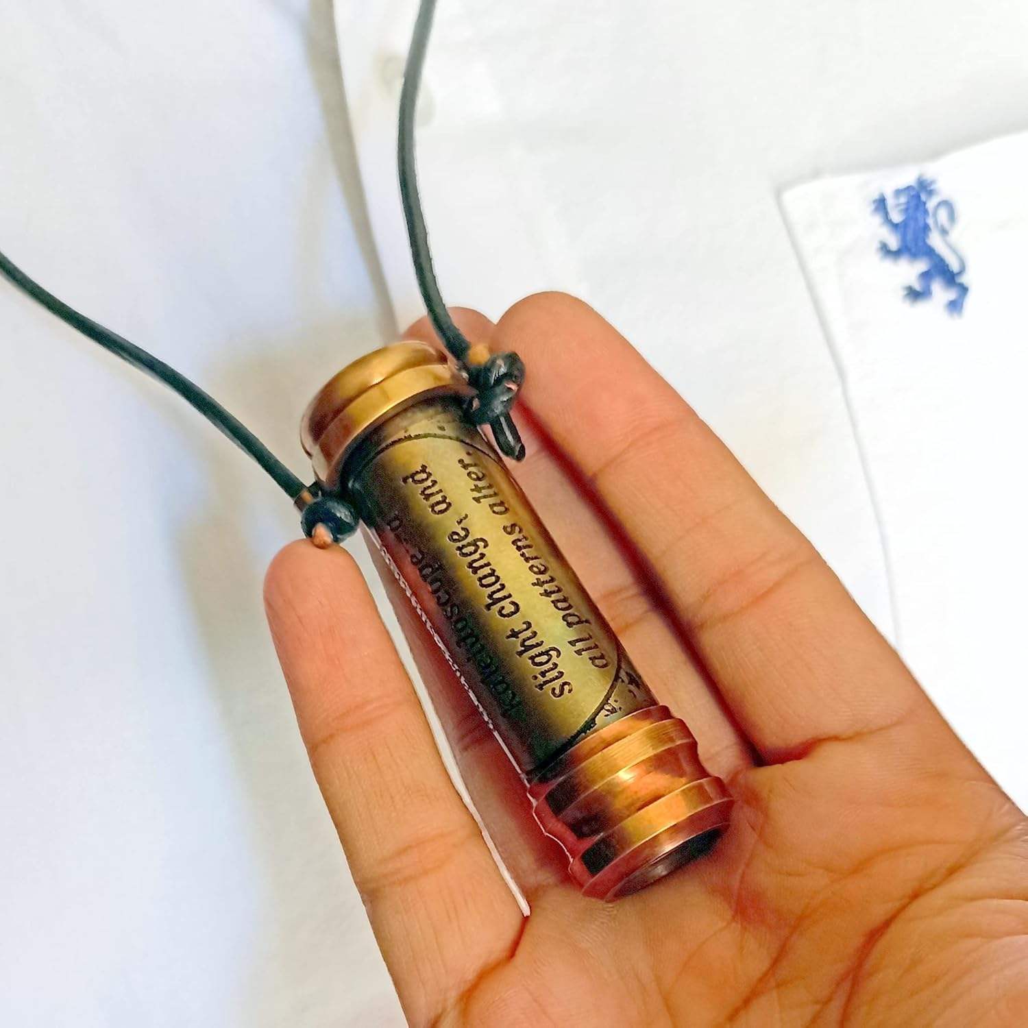 สีน้ำตาล