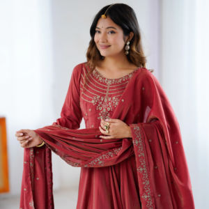 Salwar pour femmes en soie Chanderi pure romaine, longueur au sol, coupe classique, style traditionnel, pour les occasions de mariage et de fête, séchage rapide, infroissable - Product Image 1