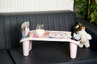 Table d'activités multifonctionnelle moderne en plastique durable AFOSSA avec compartiments de rangement latéraux pour enfants, étude, jeu, cuisine, maison, bureau