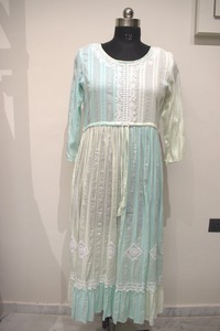 Menthe brume flutter robe pour femmes Silhouette ample avec glands naturels été miroir travail broderie tissu solide Style doux - Product Image 4