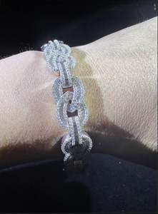 Bracelet et bracelet en moissanite VVS 10MM 8 pouces Alternative éthique et durable aux bijoux en diamant - Product Image 2