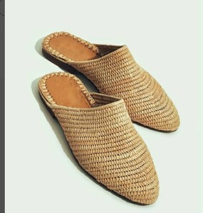 Sandales en raphia pour femmes Chaussures confortables à enfiler faites à la main Babouche de raphia-artisanat au maroc par des artisans locaux - Product Image 1