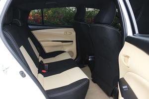 Nouveautés pour le marché mondial TOYOTA YARIS 2019 FULL AUTOMATIC GULF SPACE - Product Image 4