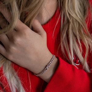 Pulsera de eslabones cubanos de mariposa con tachuelas de diamantes de moissanita personalizada para mujer declaración de moda de lujo de la India - Product Image 2