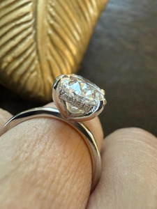 แหวนดีไซน์เนอร์หรูหรา4 CT สำหรับผู้หญิงประดับอัญมณีชั้นดีของขวัญงานหมั้นแต่งงานเจ้าสาวตัดวงรีเพชรปลูกในห้องปฏิบัติการความชัดเจน VVS - Product Image 3
