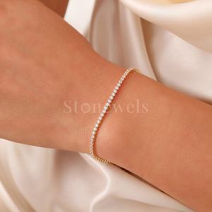 Elegante pulsera de tenis de plata esterlina para mujer, joyería clásica de diamantes CZ con circón para regalos y fiestas - Product Image 6