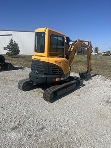 Nouvelle mini-excavatrice Hyundai Robex 35Z-9A 2023 avec chargeur frontal, moteur Yanmar, boîte de vitesses haute efficacité, système hydraulique KYB - Product Image 5