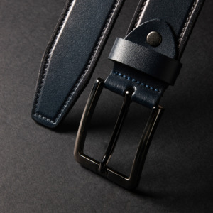 Ceinture personnalisable en cuir véritable 100% de qualité supérieure pour hommes, style décontracté, avec boucle en alliage élégante Mélange parfait de qualité et d'élégance - Product Image 4