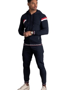 Vente en gros Personnalisé Survêtement de jogging mince pour hommes Taille XL Respirant Motif rayé avec broderie avec logo personnalisé - Product Image 1
