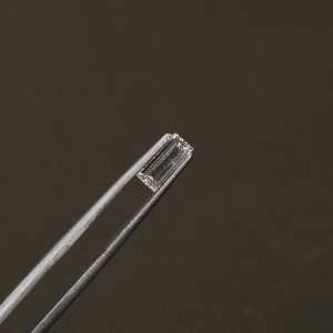 Diamante cultivado en laboratorio de corte Baguette de 0,80 quilates CVD EF Color Lab, piedra suelta de diamante creada para múltiples usos - Product Image 3