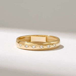 Anillo de Plata 925 de Estilo Clásico con Moissanita Redonda de Alto Brillo para Compromiso, Regalo, Fiesta o Aniversario para Ella - Product Image 1