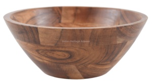 Jabonera de madera de acabado natural con diseño decorativo para uso en el baño - Product Image 4