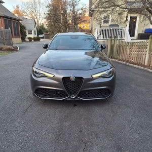 Venta rápida USADO CON VOLANTE A LA IZQUIERDA |   CONDUCCIÓN DERECHA |   2022 A L F A R O M E O |   GIULIA VELOCE TURBO 4-CILINDROS AWD - Product Image 4