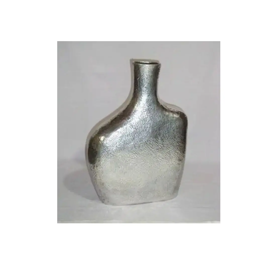 Vase à fleurs en aluminium de meilleure qualité et ensemble fini au nickel de deux vases à fleurs en métal de haute qualité fabriqués en Inde