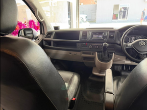 Auto Usado de Calidad a Precio Accesible, Volkswagen Kombi 2017 2.0 TDI Automático (103-kW) Comfortline, Volante a la Derecha - Product Image 2