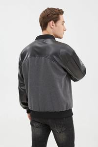 Veste universitaire personnalisée avec logo, design OEM, broderie, bras en peau de mouton, lettres, style streetwear d'hiver, couleurs personnalisées, logo - Product Image 6