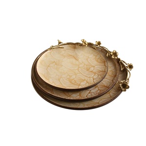 Bandeja de Madera para Servir, Diseño Artesanal, Forma Redonda, para Servir Dulces o Bocadillos - Product Image 4
