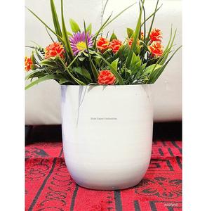 Lot de pots de fleurs en métal en gros, ovales, blancs, pour la décoration intérieure et extérieure - Product Image 3