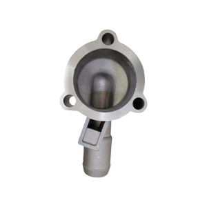 Salida de Agua para Automóviles, Piezas Automotrices Originales OE 11060-T0100 para Nissan, Gran Venta - Product Image 5